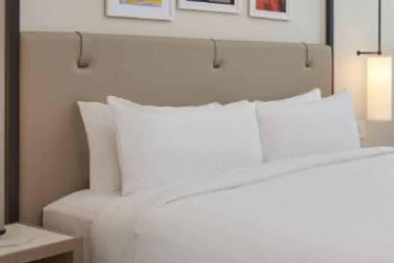 Serena Hotel Aventura Miami, Tapestry Collection By Hilton Luaran gambar