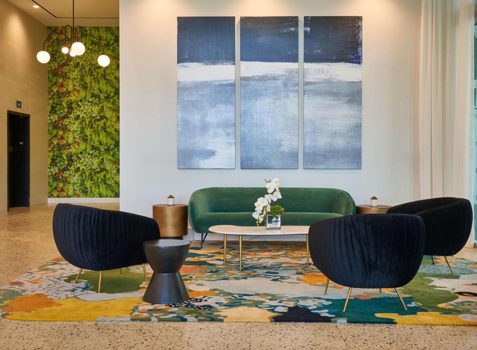 Serena Hotel Aventura Miami, Tapestry Collection By Hilton Luaran gambar