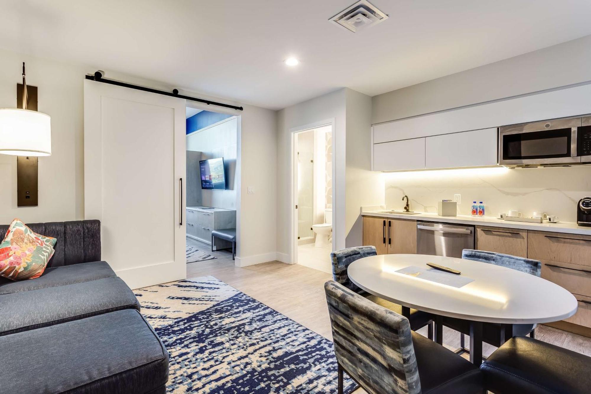 Serena Hotel Aventura Miami, Tapestry Collection By Hilton Luaran gambar