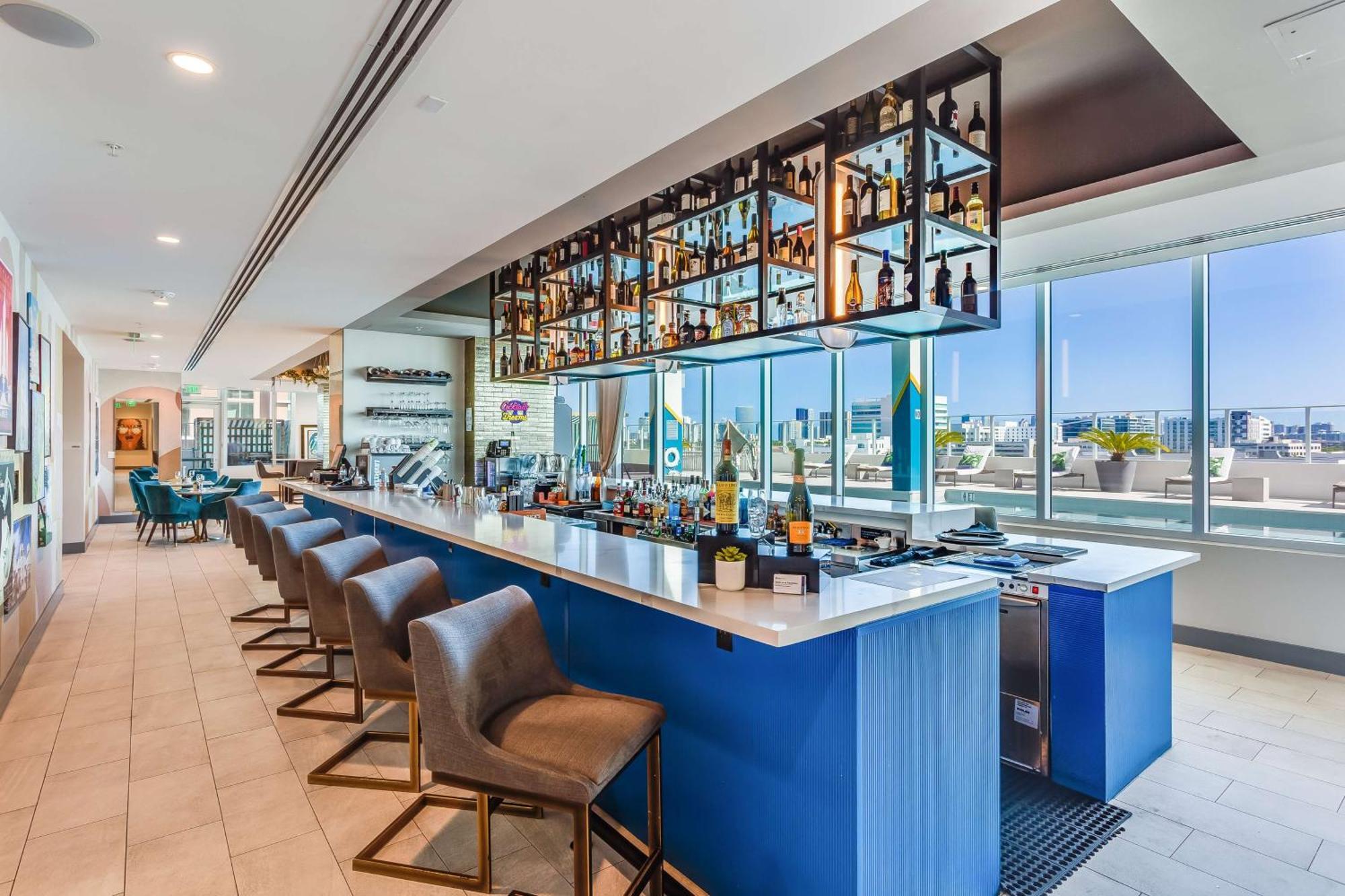 Serena Hotel Aventura Miami, Tapestry Collection By Hilton Luaran gambar